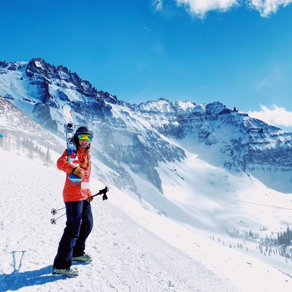 Meet your Posher, Hannah - Picture 3 of 4